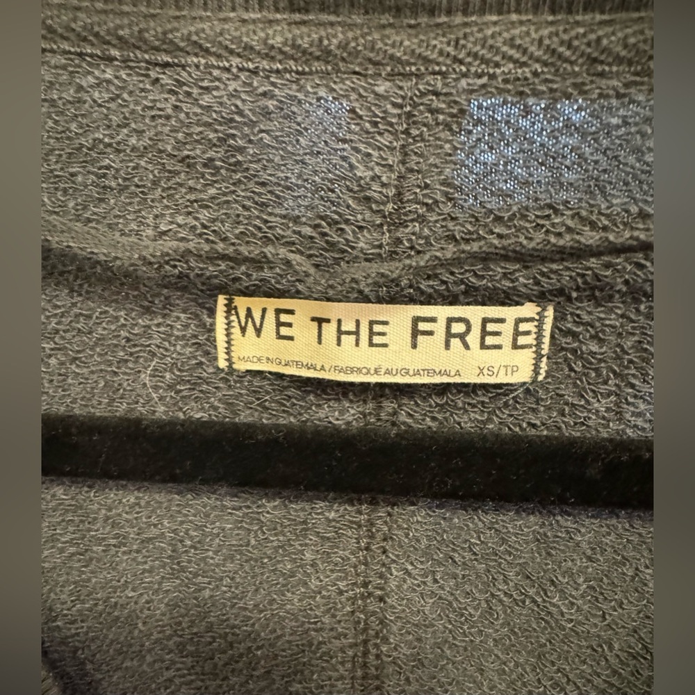 NWOT Free People We The Free Venice V-Neck Sweatshirt - Black - XS - Picture 8 of 8
